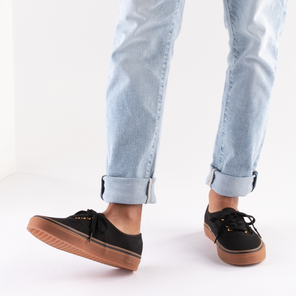 Korrespondent Kristus mode Vans Authentic Skate Shoe - Black / Gum | Journeys