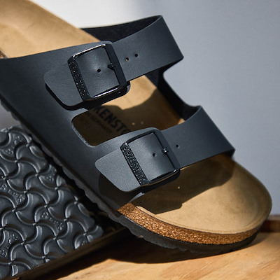 Mens Birkenstock Arizona Slide Sandal - Black | Journeys display picture 3