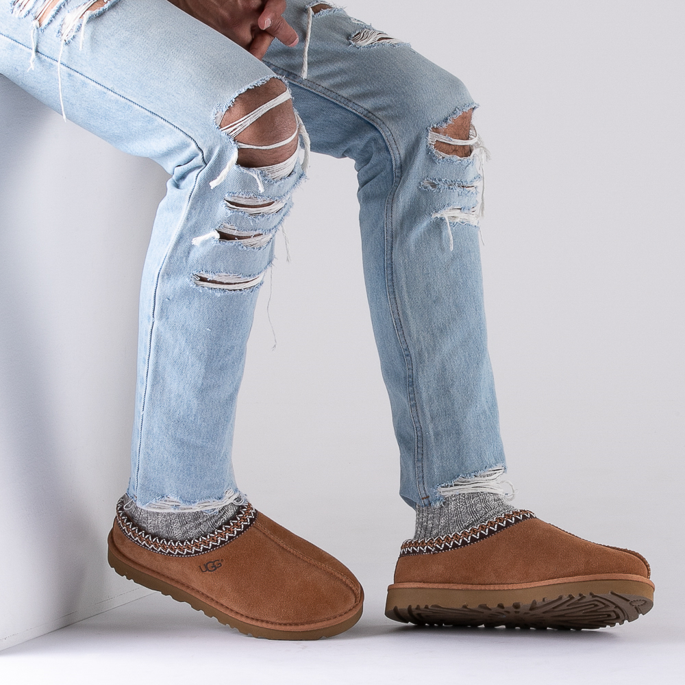 mens uggs with jeans