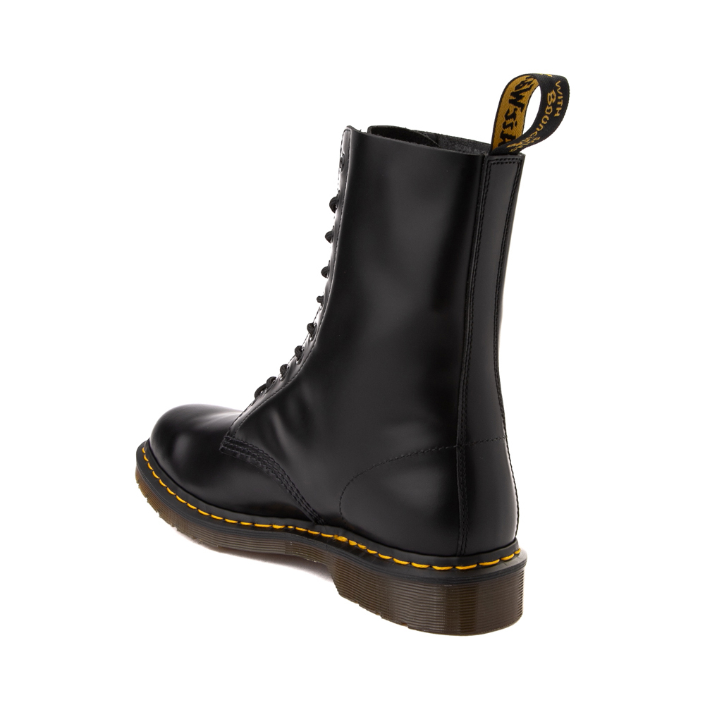 dr martens boots 10 eye