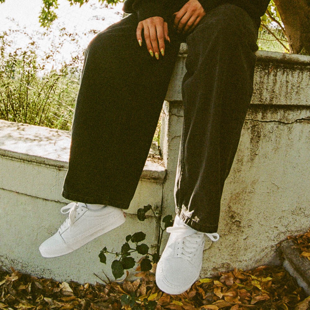 Belastingen strijd terrorist Vans Old Skool Skate Shoe - White Monochrome | Journeys