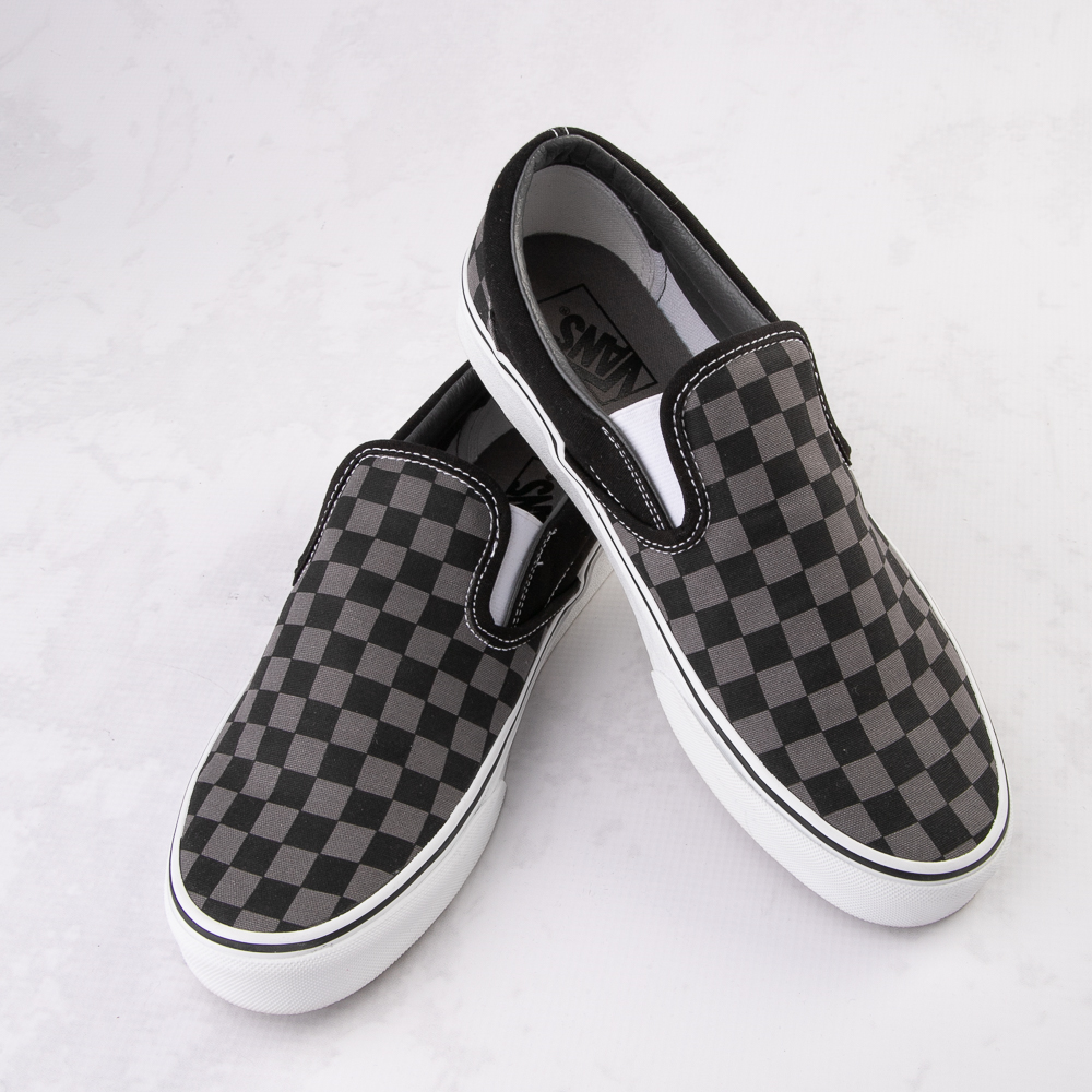 vans slip on checkered black