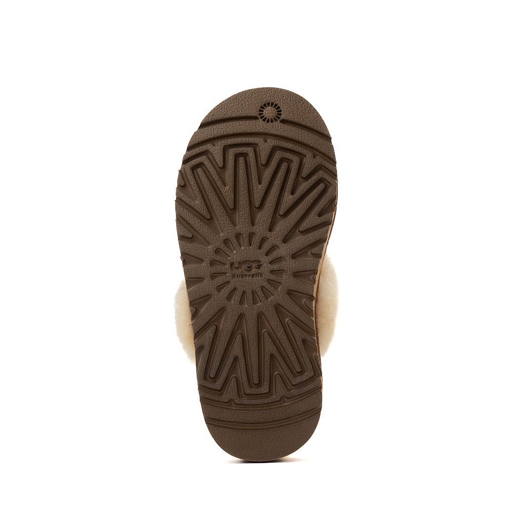 UGG® Cozy II Slipper Little Kid / Big Kid Chestnut Journeys