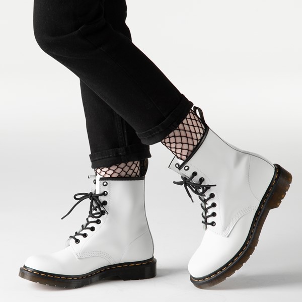doc martens 1460 8 eye womens