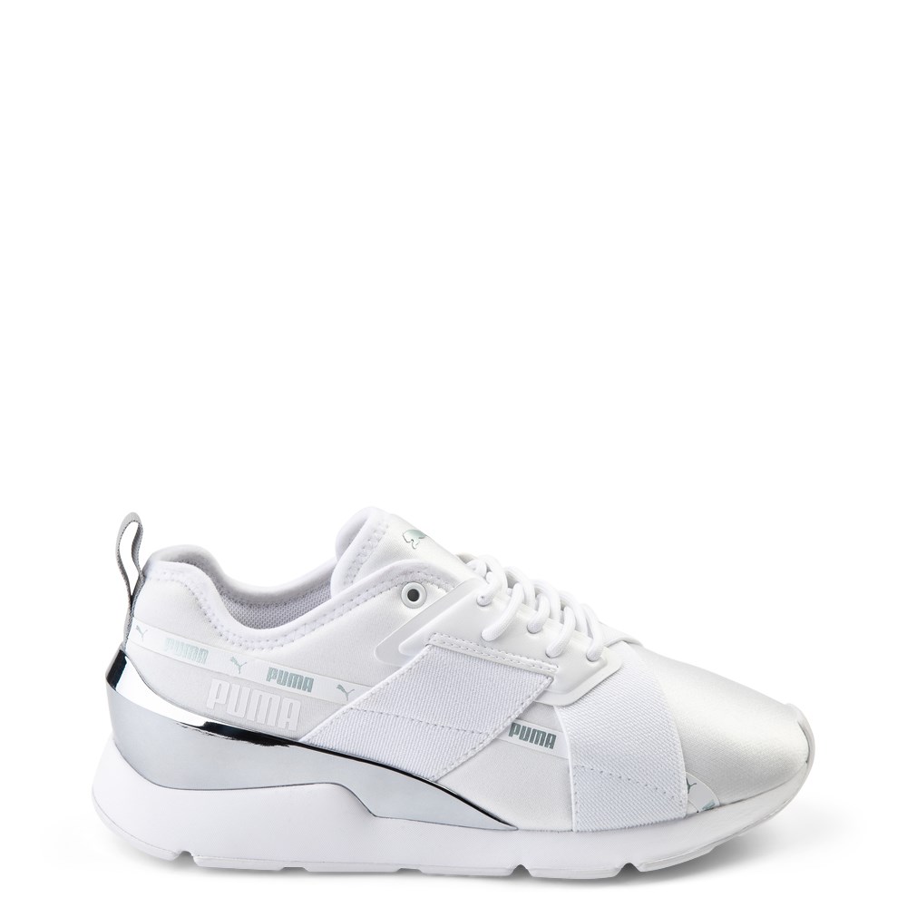 ladies white puma sneakers