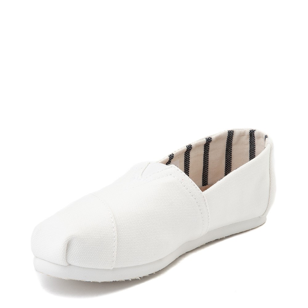 womens toms classic slip on casual shoe
