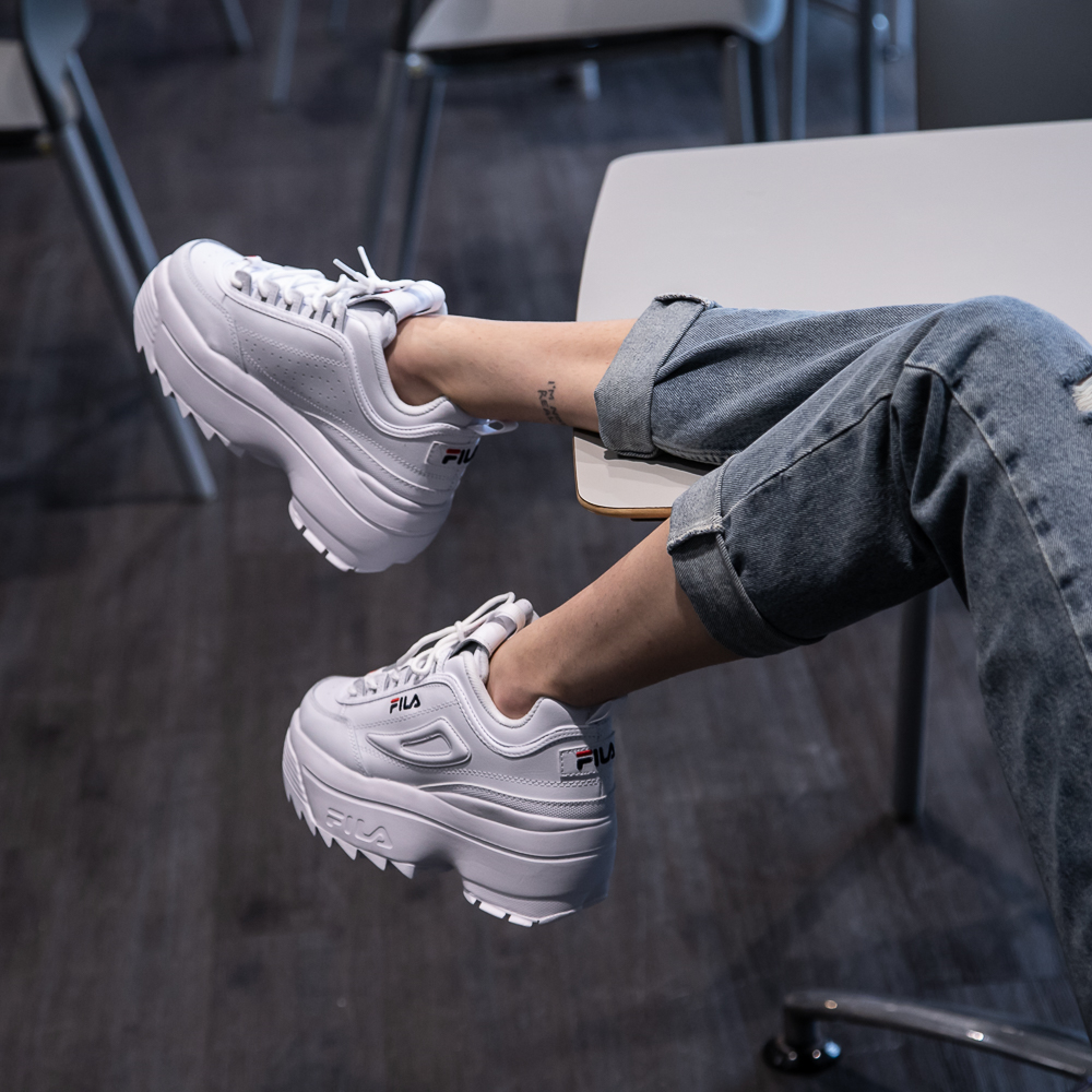 Haiku Republikeinse partij rollen Womens Fila Disruptor Platform Wedge Athletic Shoe - White | Journeys