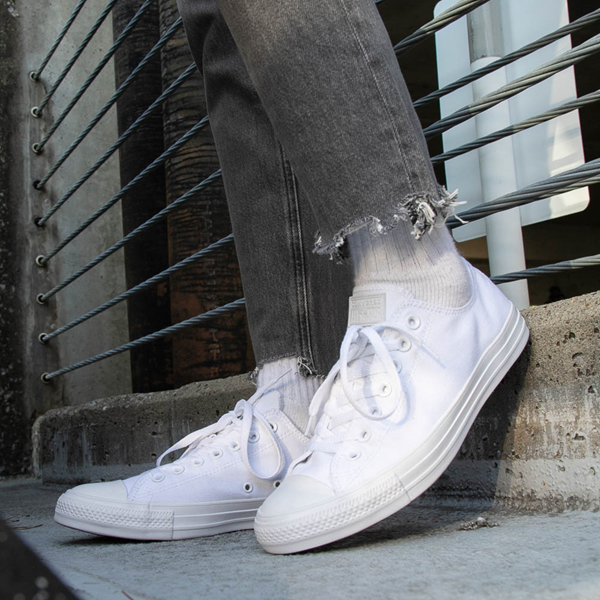Converse Chuck Taylor All Star Lo Monochrome Sneaker - White
