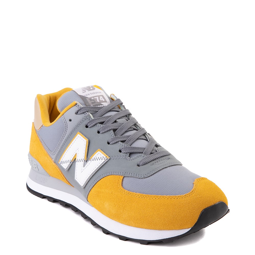 gray and white new balance shoes