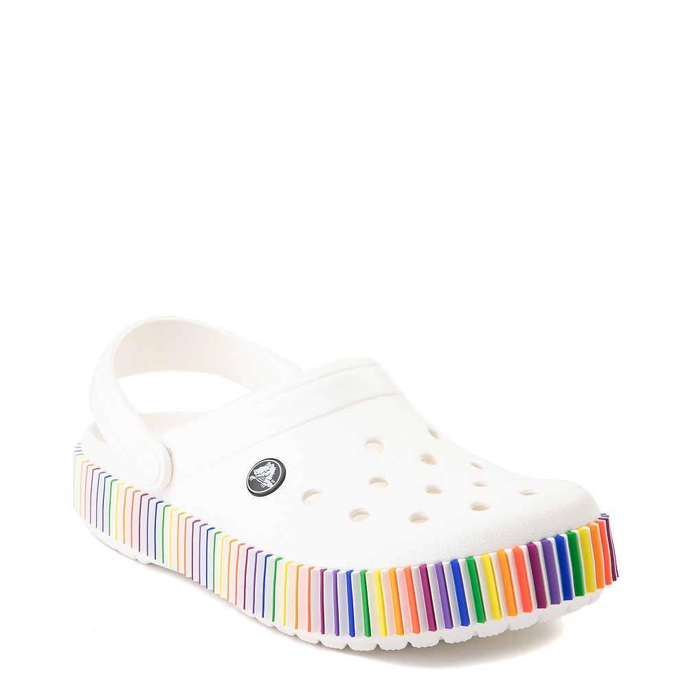 color spectrum crocs
