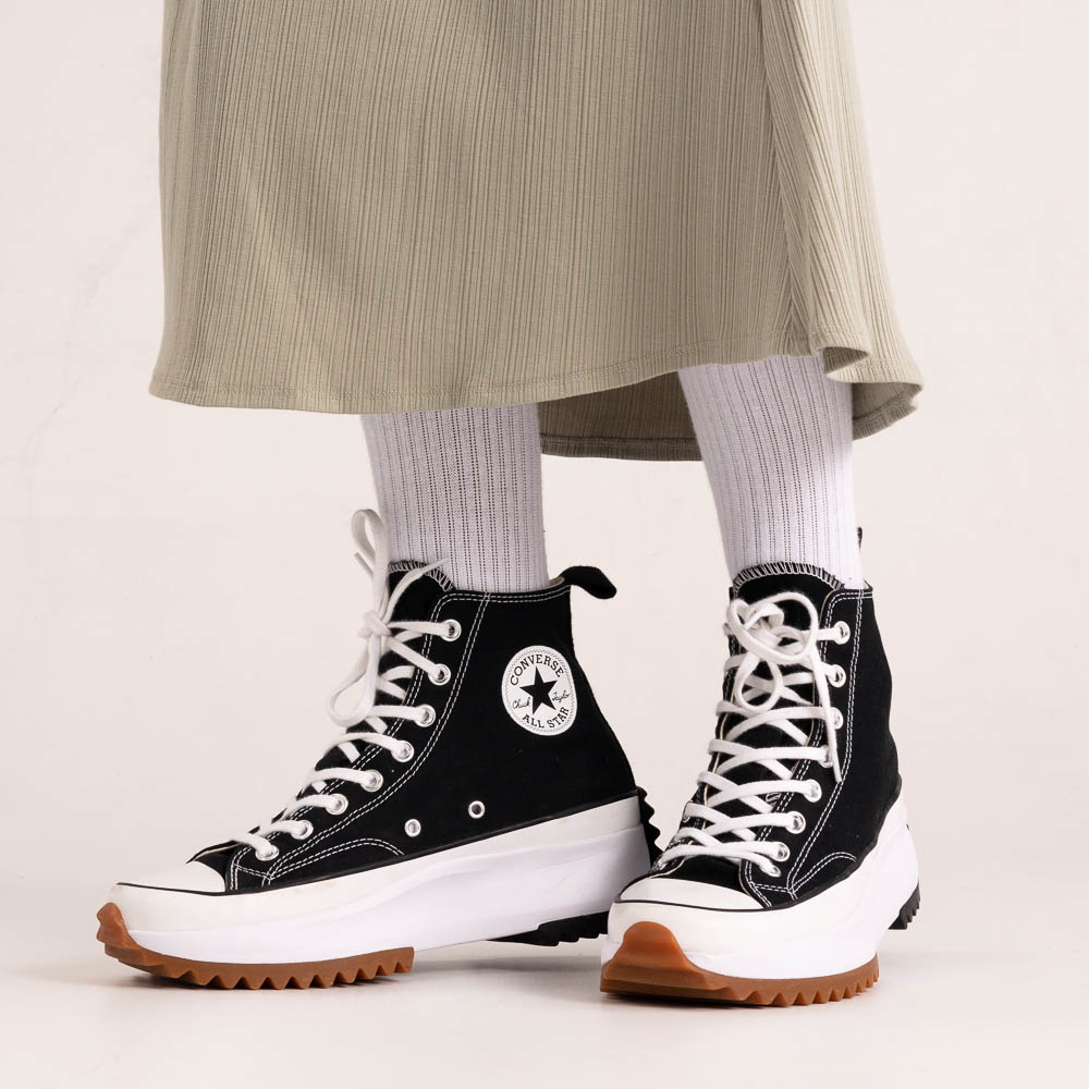 Converse Run Star Hike Platform Sneaker - Black White / Gum | Journeys