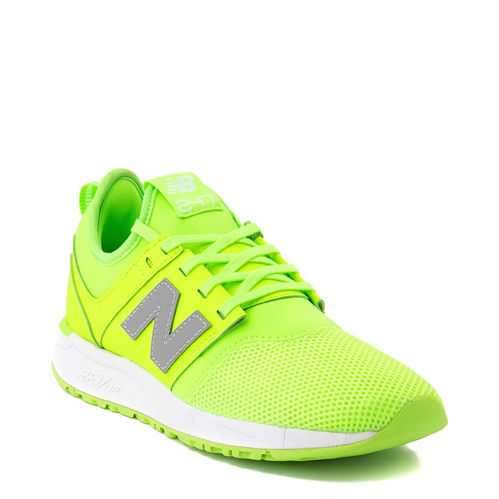 womens new balance athletic shoes