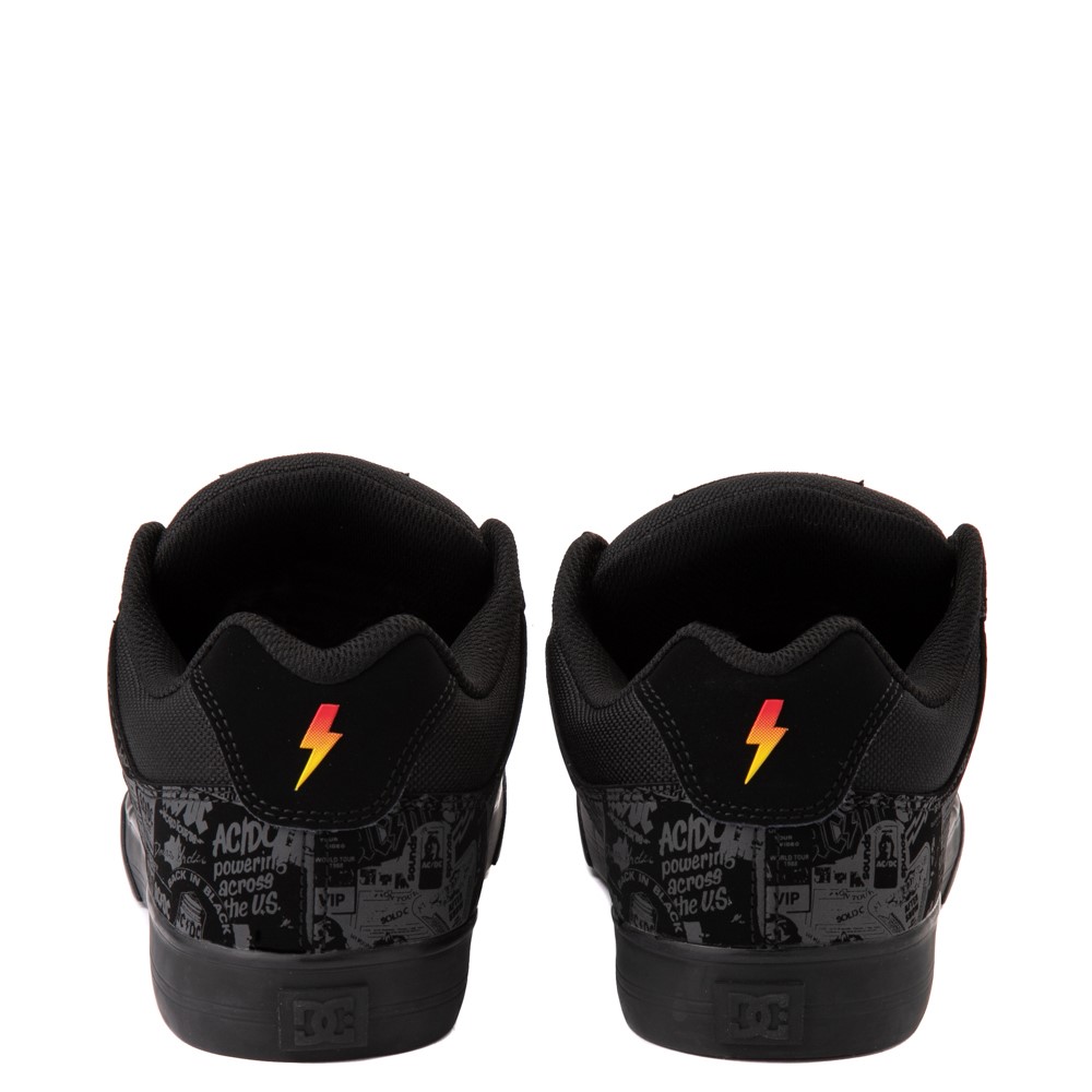 dc all black skate shoes