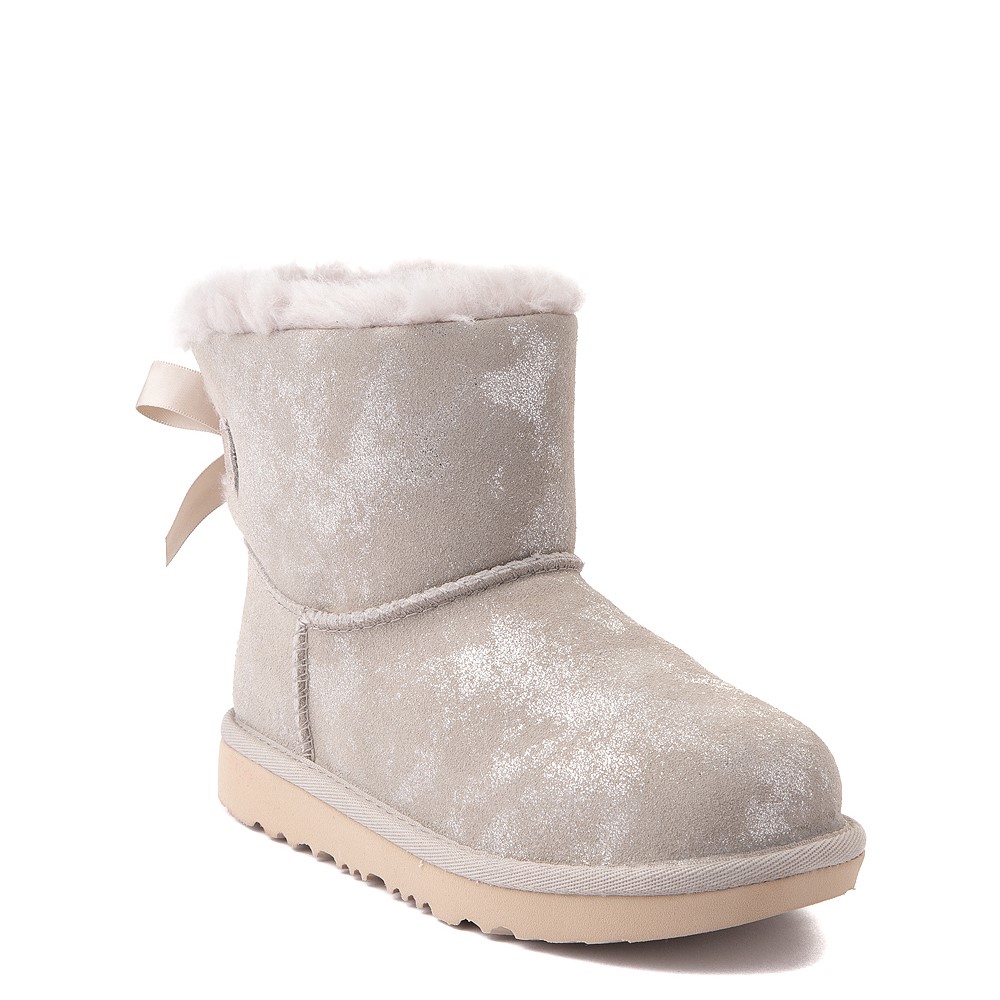 bailey bow uggs journeys