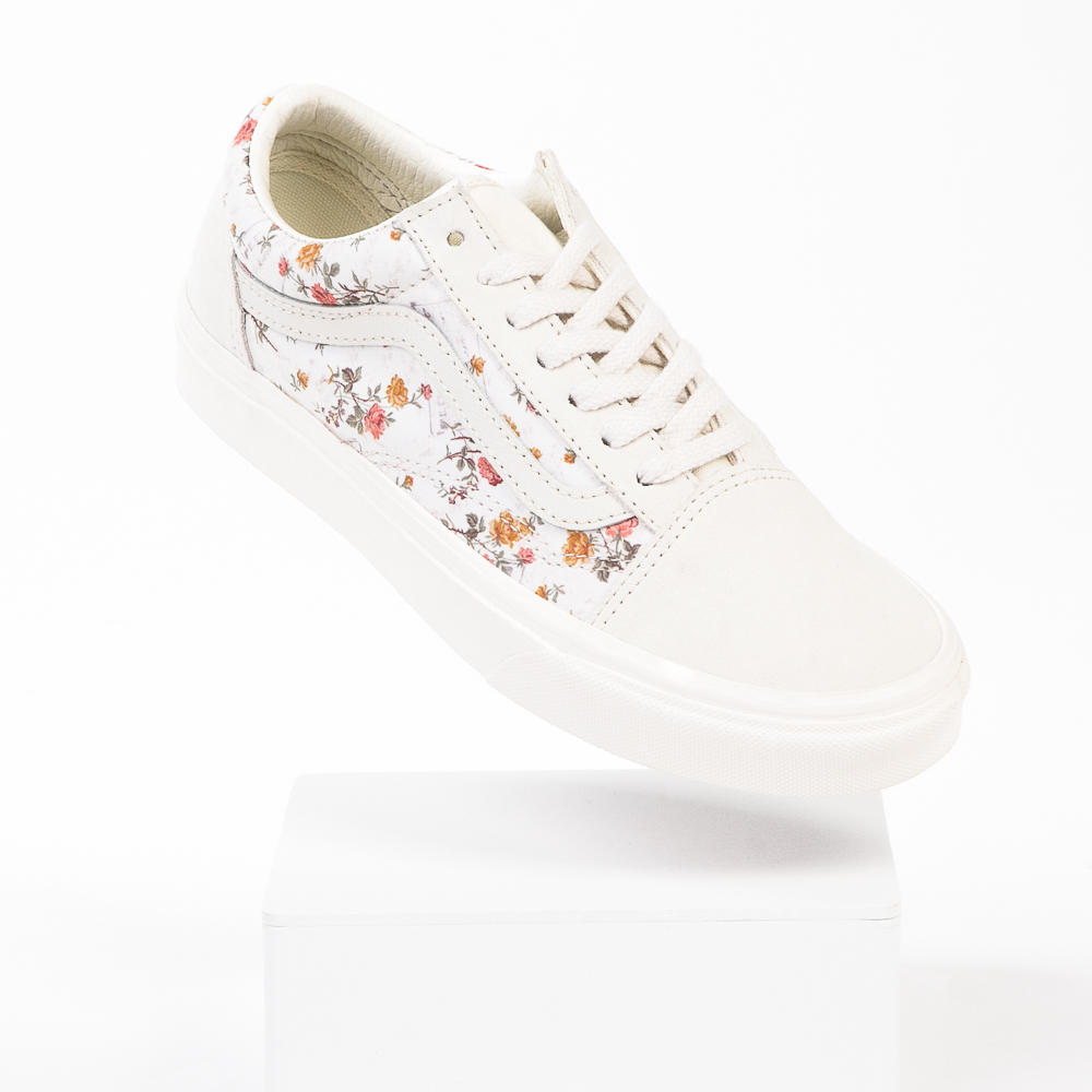 Sympathiek weg te verspillen veld Vans Old Skool Skate Shoe - White / Vintage Floral | Journeys