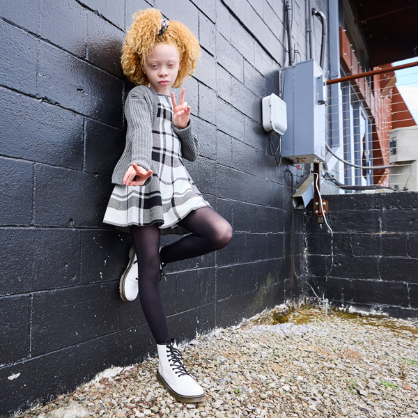alternate view Dr. Martens 1460 8-Eye Patent Boot - Big Kid - WhiteALT1B