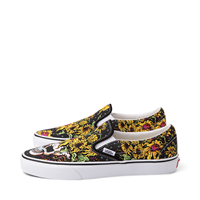 vans slip on skull shoes