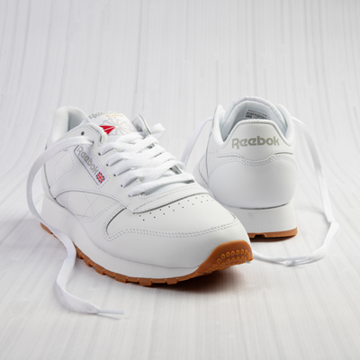 Datter Blossom Stereotype Mens Reebok Classic Leather Athletic Shoe - White / Gum | Journeys