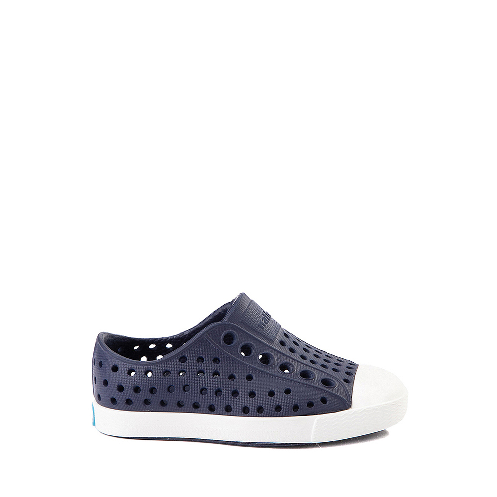 can native shoes get wet