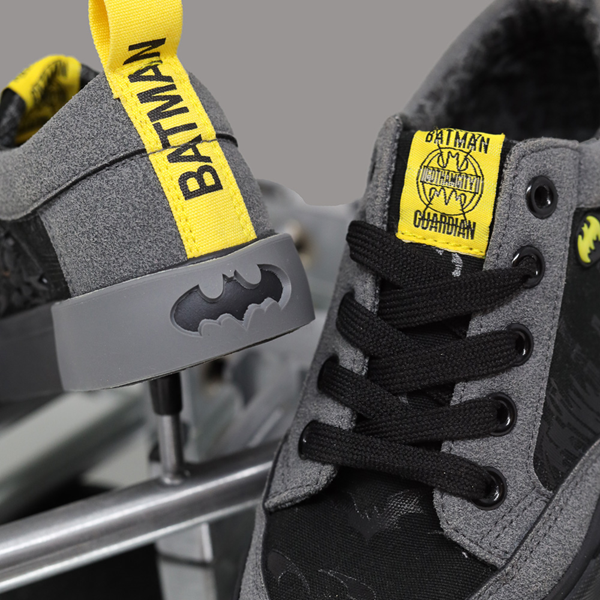 alternate view Ground Up Batman Sneaker - Toddler - Black / GrayALT1B