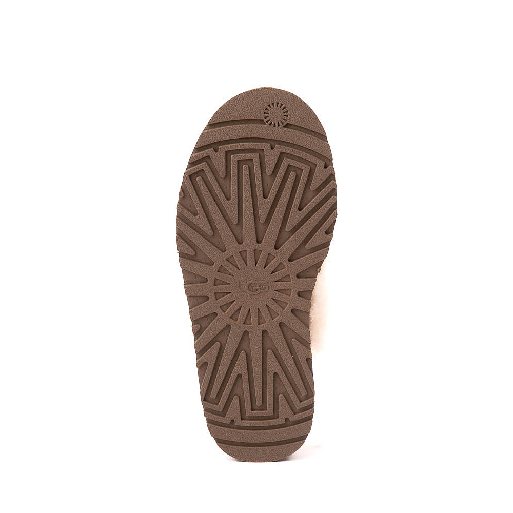 UGG® Funkette Clog - Little Kid / Big Kid - Chestnut | Journeys