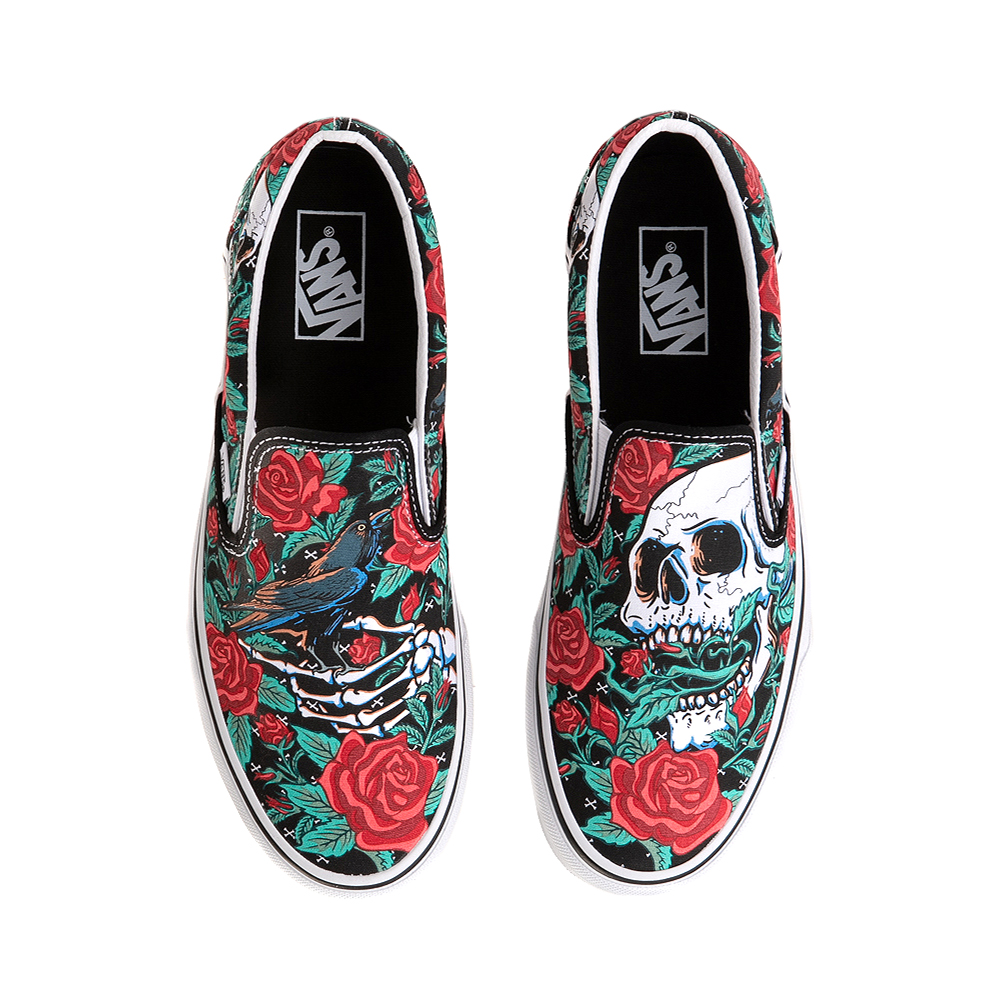 Vans Slip-On Skate Shoe - Black / Rose Skulls