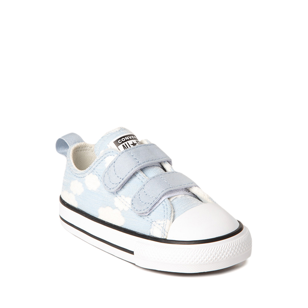Converse Chuck Taylor All Star 2V Lo Sneaker - Baby / Toddler - Light  Armory Blue / Clouds | Journeys
