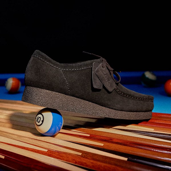 alternate view Mens Clarks Wallabee EVO Chukka Boot - BlackHERO