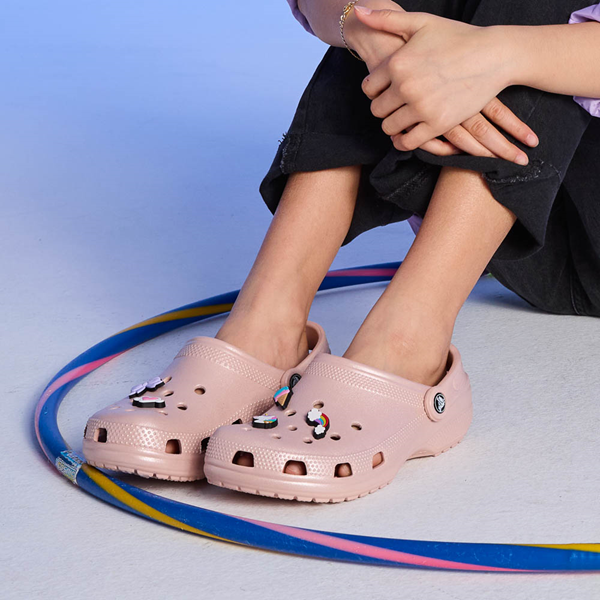 alternate view Crocs Classic Shimmer Clog - Little Kid / Big Kid - Pink ClayALT1C