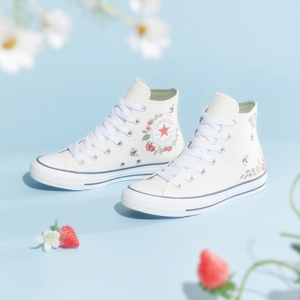 Converse Chuck Taylor All Star Hi Berries And Bees Sneaker - Natural |  Journeys