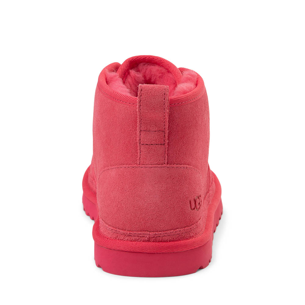 Salmon colored clearance uggs