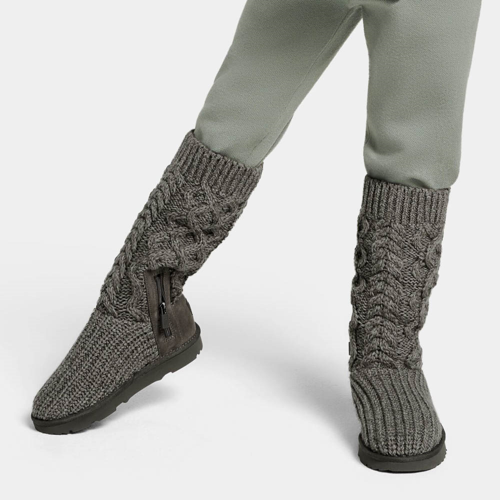 UGG&reg; Classic Cardi Cabled Knit Boot - Little Kid / Big Kid - Grey