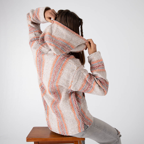 alternate view Baja Poncho - CayenneALT4