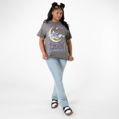 Womens Tops: Long-Sleeves, Tees, Tanks, Crops, and more! | Journeys