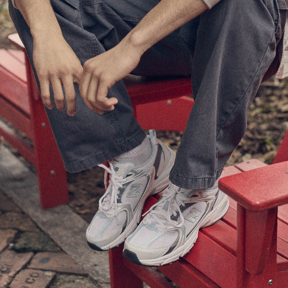 New Balance 530 Athletic Shoe White / Natural Indigo Journeys