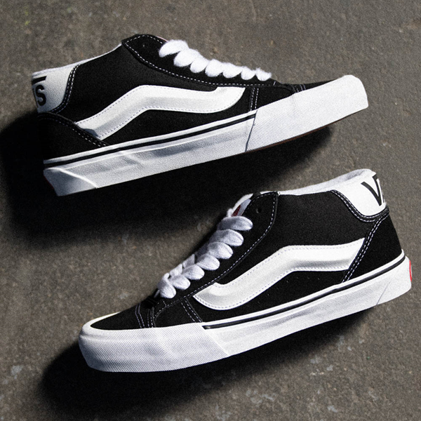 Vans Knu Mid Skate Shoe - Black / True White