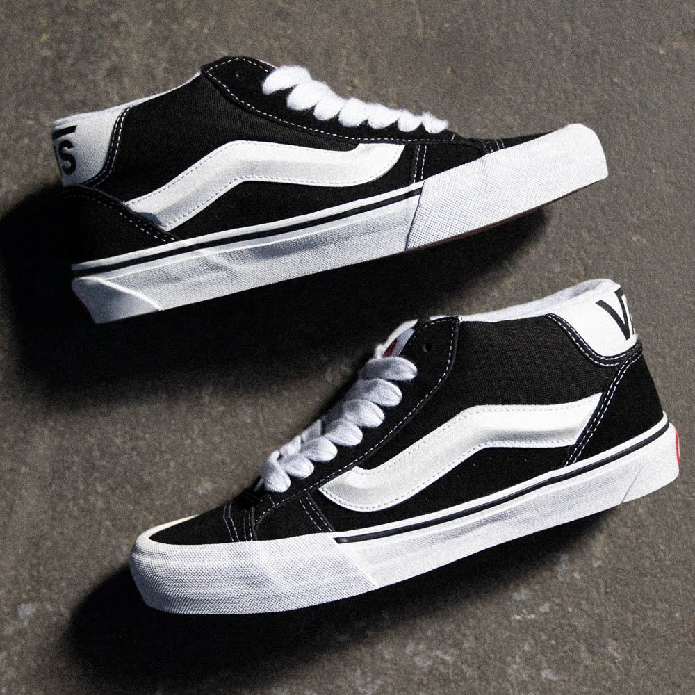 Vans Knu Mid Skate Shoe - Black / True White | Journeys