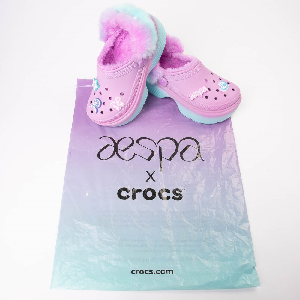 aespa x Crocs Stomp Lined Platform Clog - Multicolor | Journeys