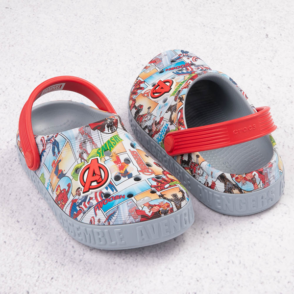 Avengers x Crocs Off Court Clog - Little Kid / Big Multicolor