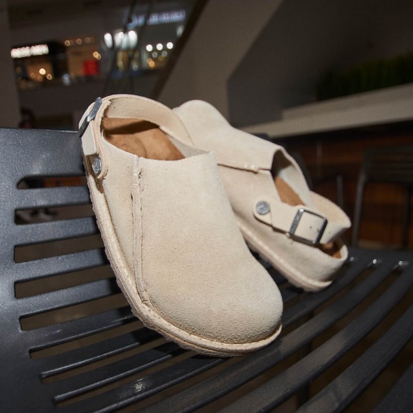 alternate view Womens Birkenstock Lutry Premium Clog - EggshellHERO
