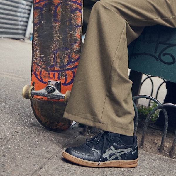 alternate view ASICS Skyhand™ OG Sneaker - Black / Grey / GumALT1C
