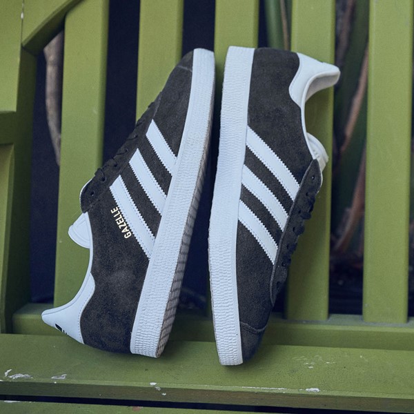 Mens adidas Gazelle Athletic Shoe