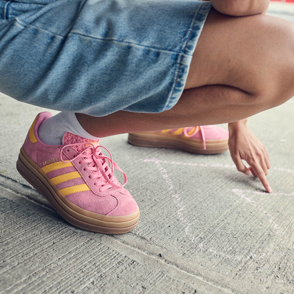 Adidas gazelle pink on feet hotsell