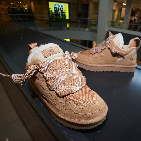 alternate view Womens UGG® Lowmel Sneaker - ChestnutHERO