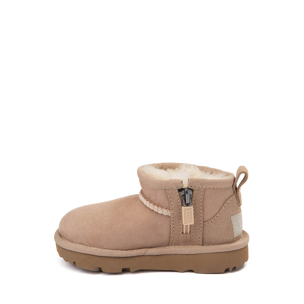 Ugg mini 37 new arrivals