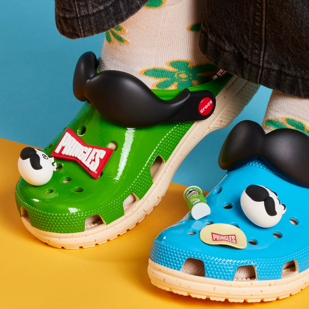 Pringles™ x Crocs Classic Clog - Green / Blue | Journeys