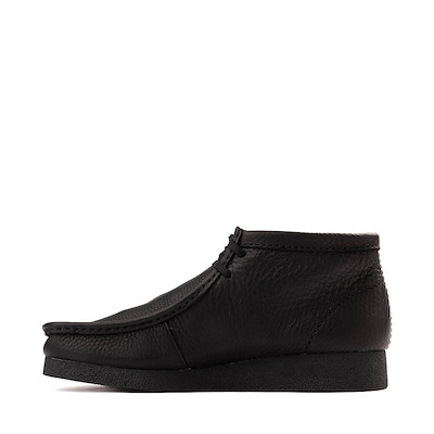 Mens Clarks Wallabee EVO Chukka Boot - Black Leather | Journeys