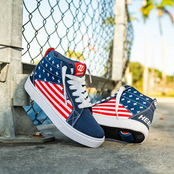 Mens Heelys Racer 20 Mid American Flag Skate Shoe - Red / White Blue