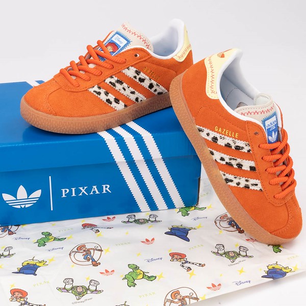 alternate view adidas Disney Pixar Toy Story Gazelle Jessie Athletic Shoe - Little Kid - Orange / White / GumALT1D
