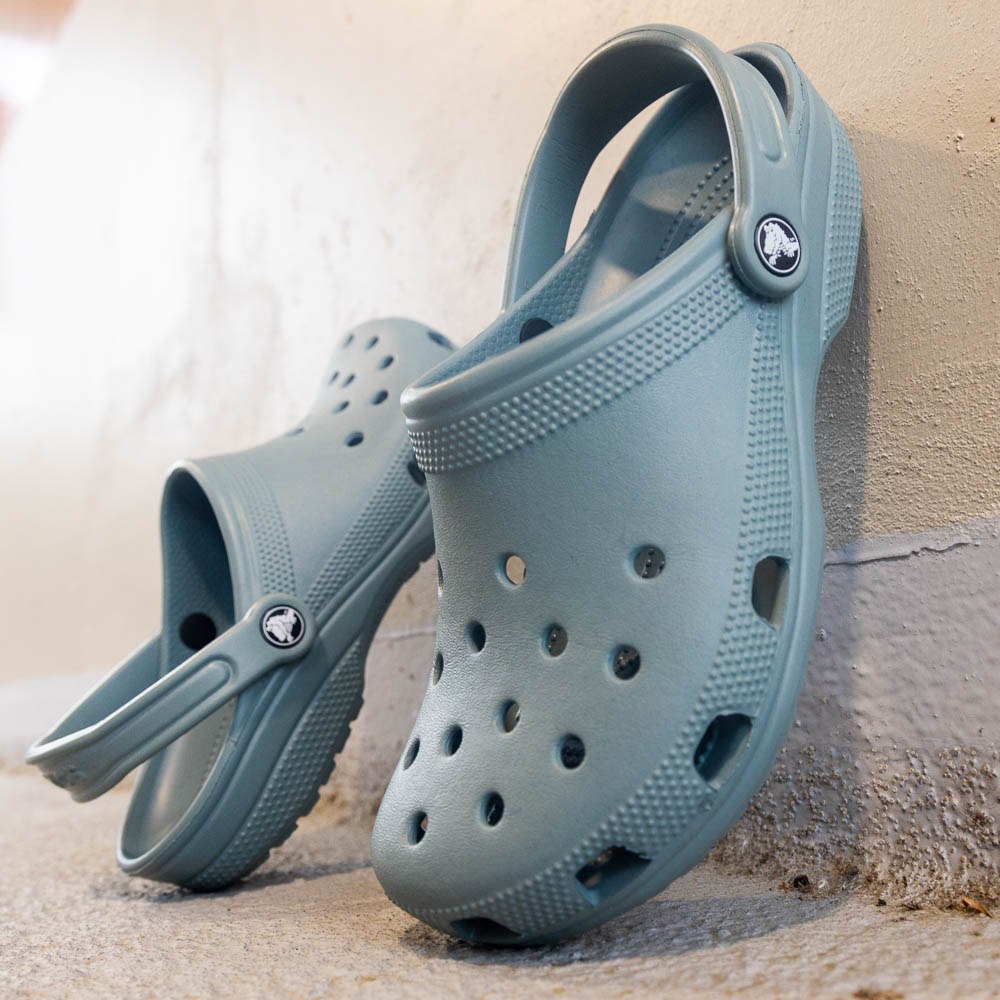 Crocs Classic Clog - Pond | Journeys
